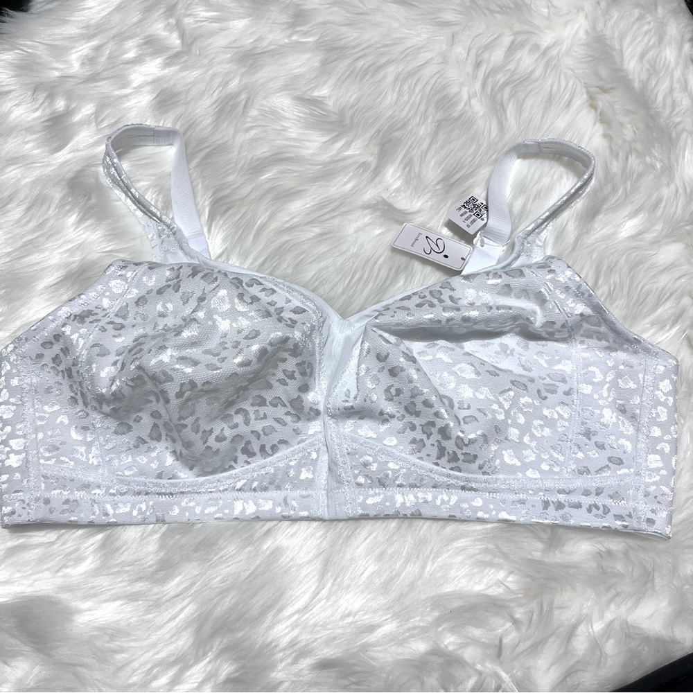 NWT Zerobound white bra size‎ 46C
